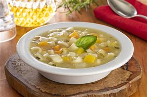 Sopa de Legumes com Macarrão